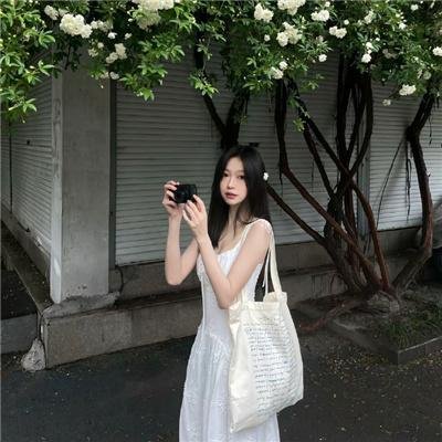 我们的快乐人生封面