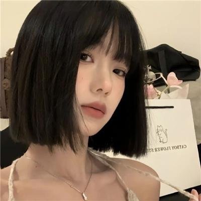 小安妮封面